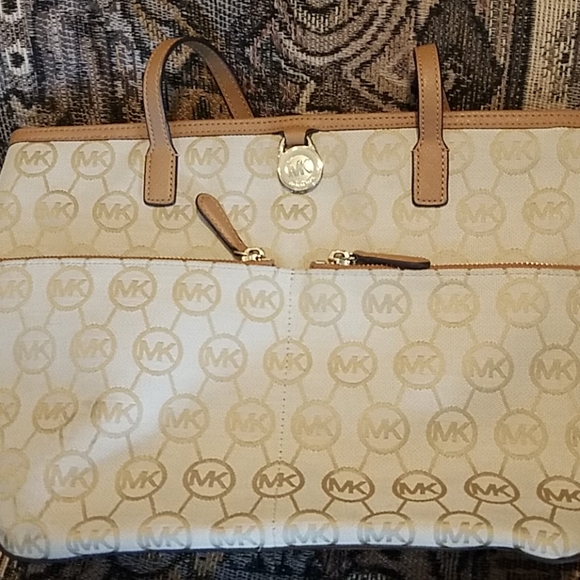 MK Michael Kors Logo Purse Shoulder Bag - Picture 6 of 6